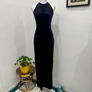 Laundry by Shelli Segal Black Velvet Halter Maxi Dress Open Back